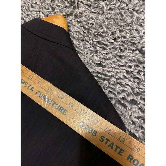 VTG Racquet Club Pinstripes Mens Blazer Two Button Gray Poly Wool Size 42 - Picture 8 of 15